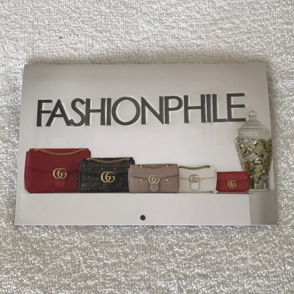 Fashionphile 2018 Monthly Calendar
